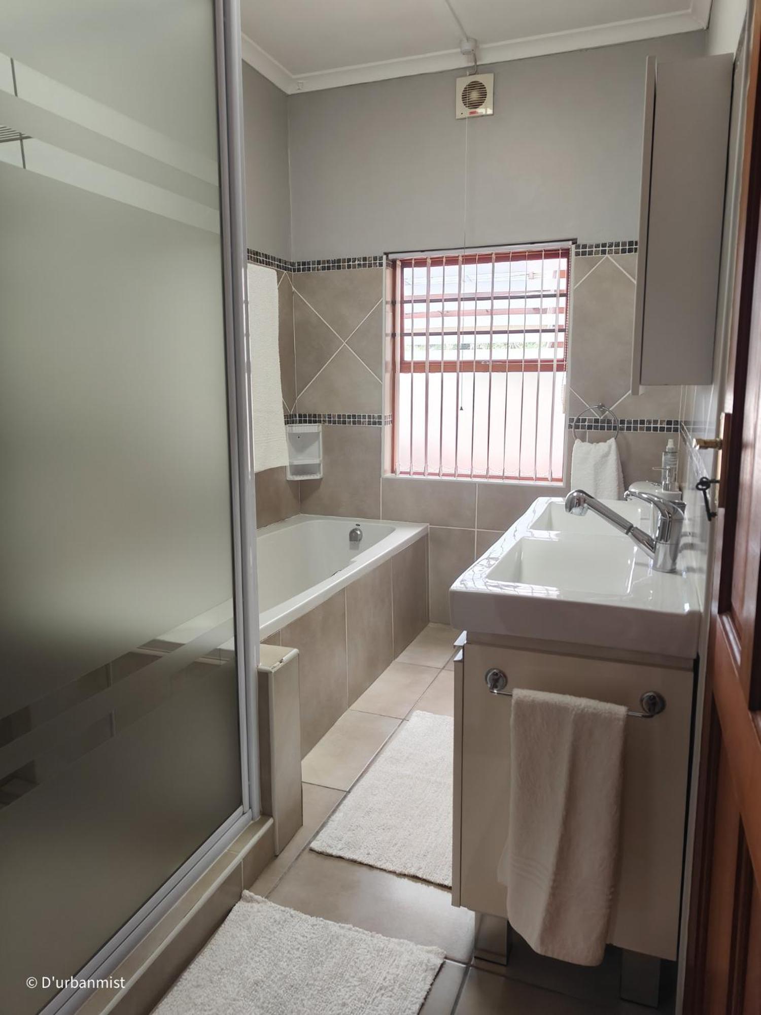 D'Urbanmist Self-Catering Guest House 더반빌 외부 사진